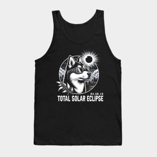 Solar Eclipse Siberian Huskies: Chic Tee with Majestic Northern Breeds Tank Top